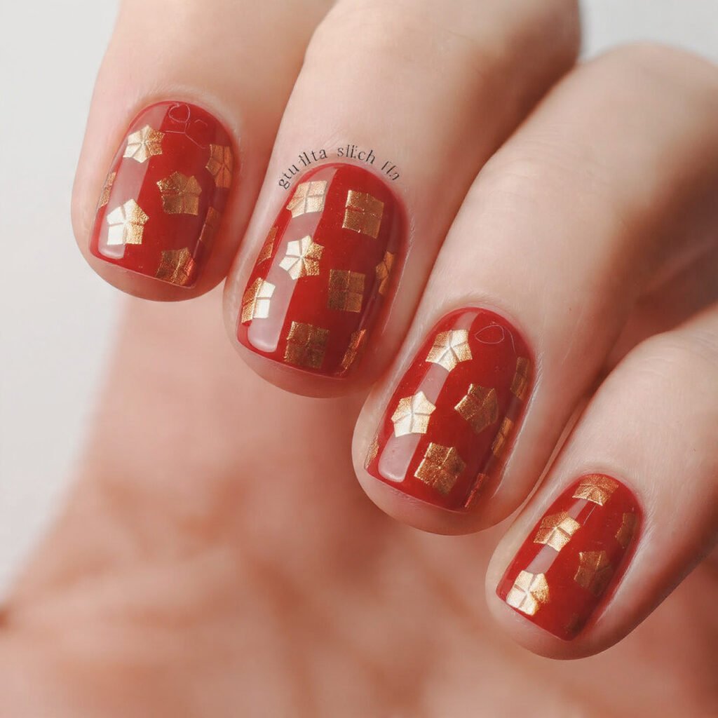 red christmas nails with gold foil gift