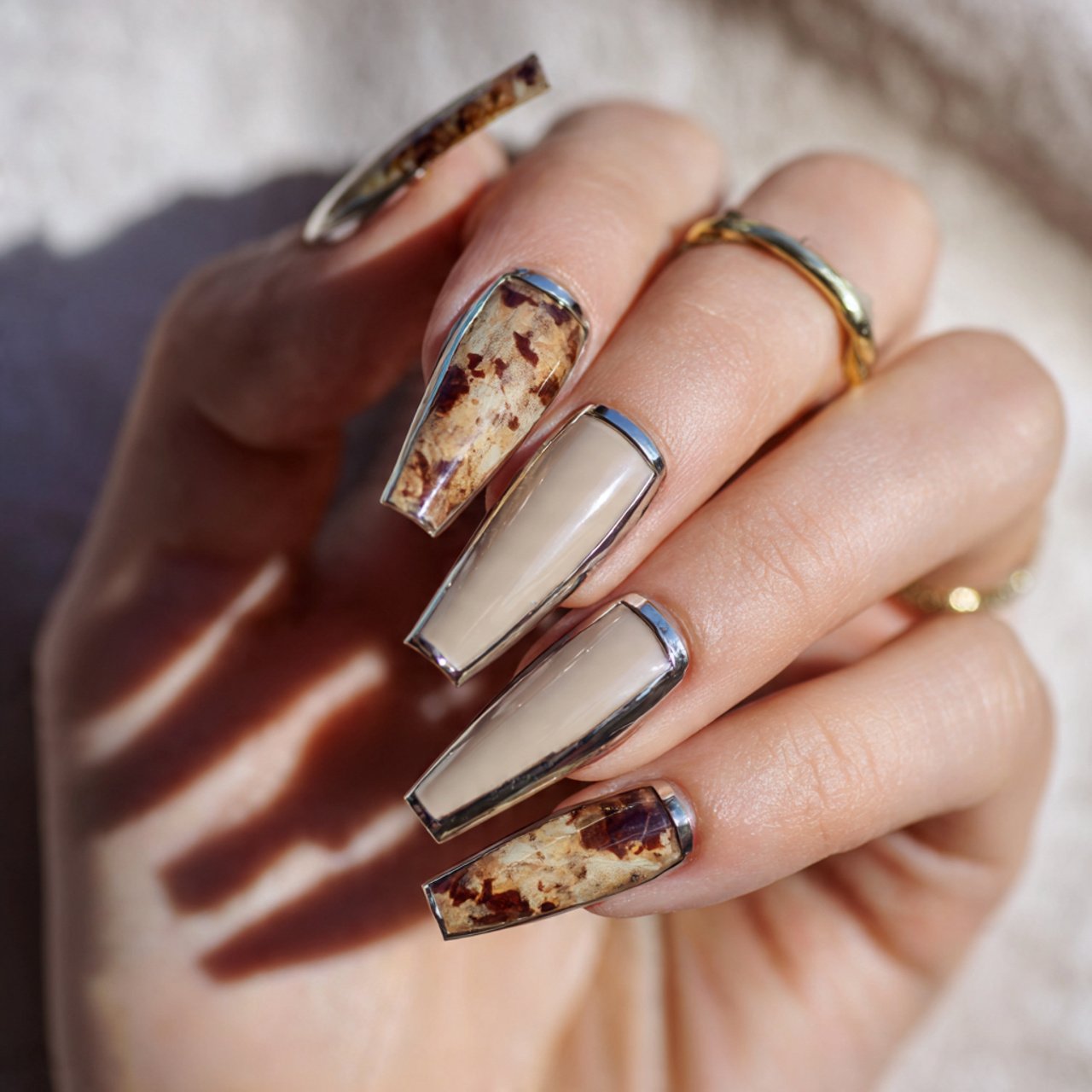 beige chrome tortoiseshell accent set nature looks