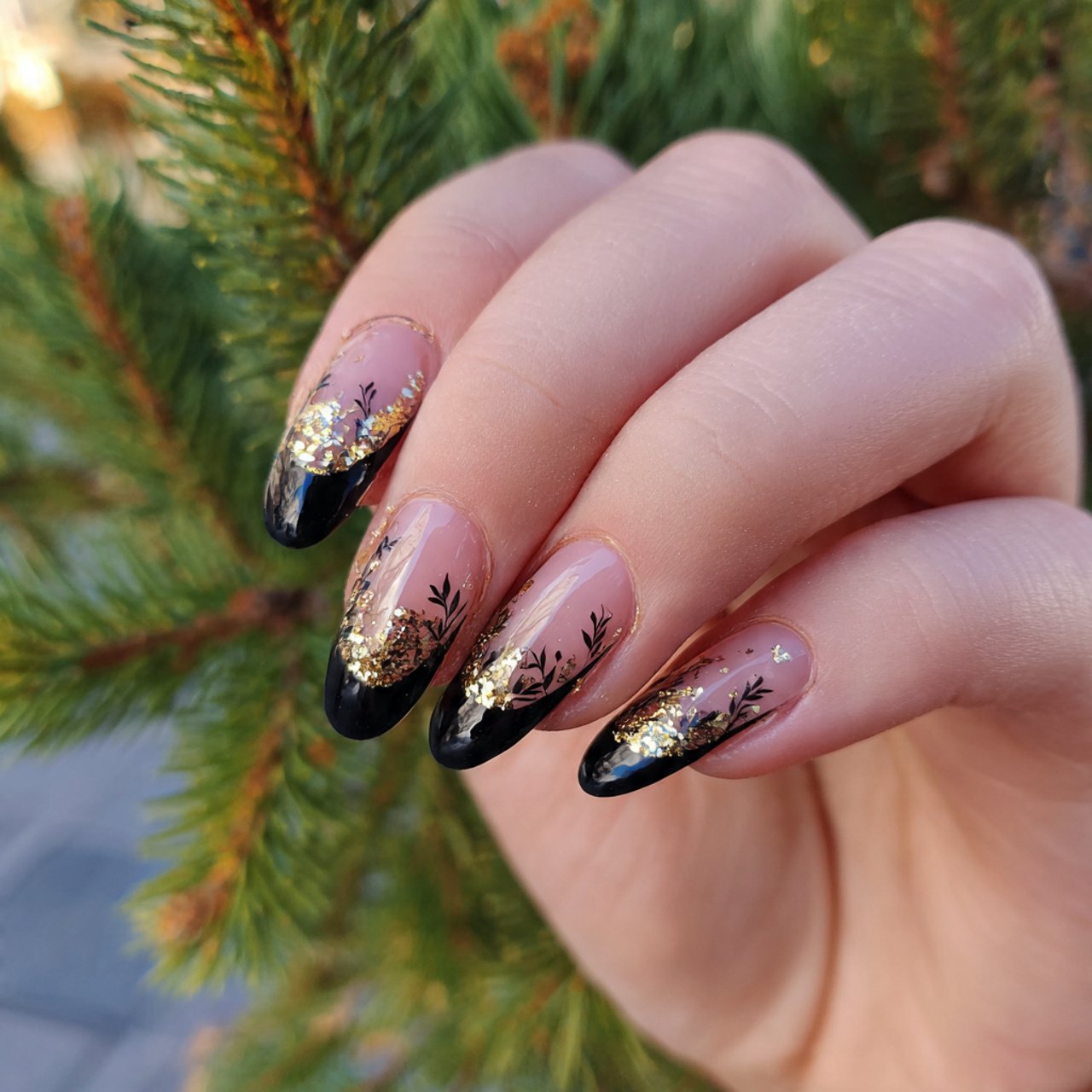 black french tips with glitter nature look nails