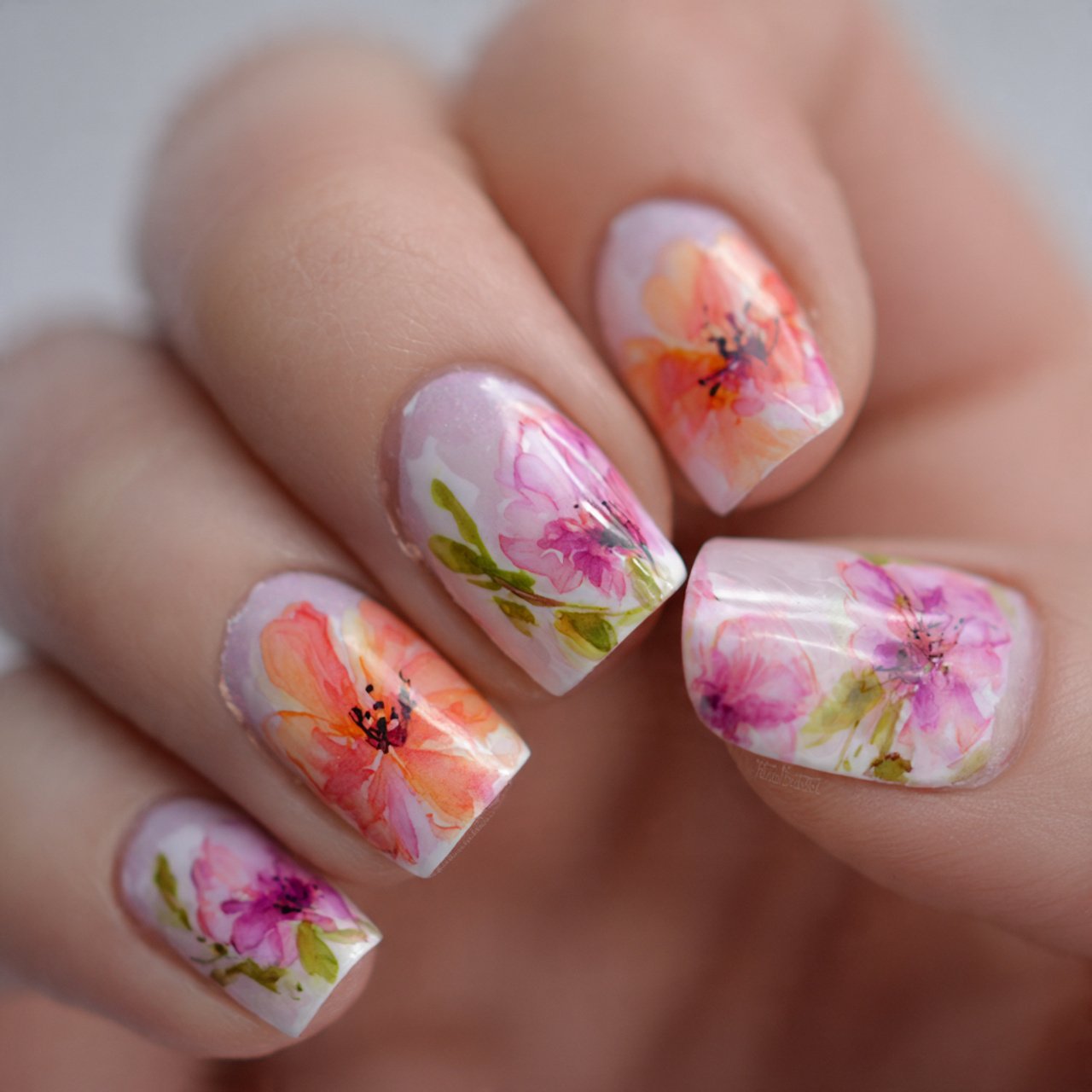 floral watercolor nails nature look nails 1