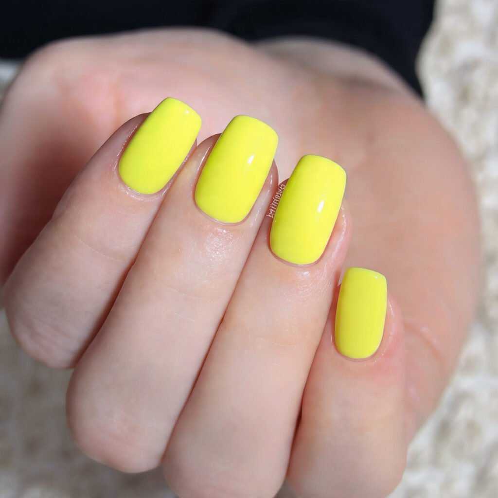 lemonade yellow gloss pop nails