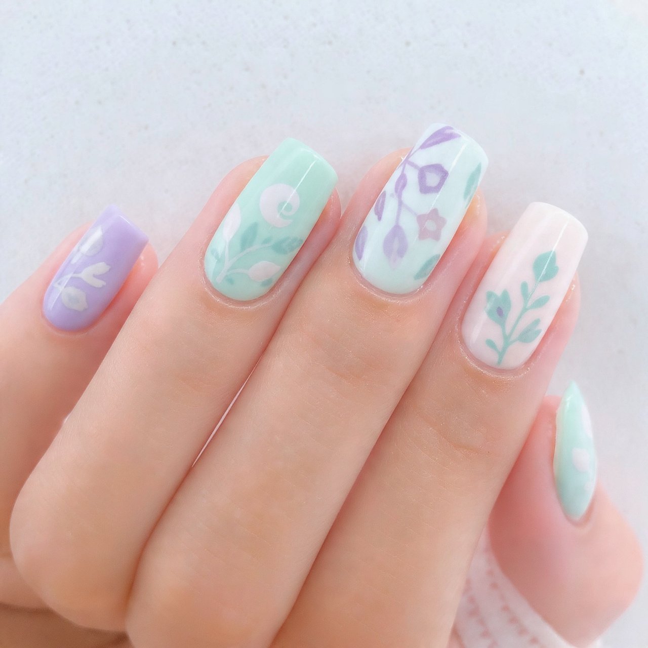 pastel swirl gelato mix nails nature look nails