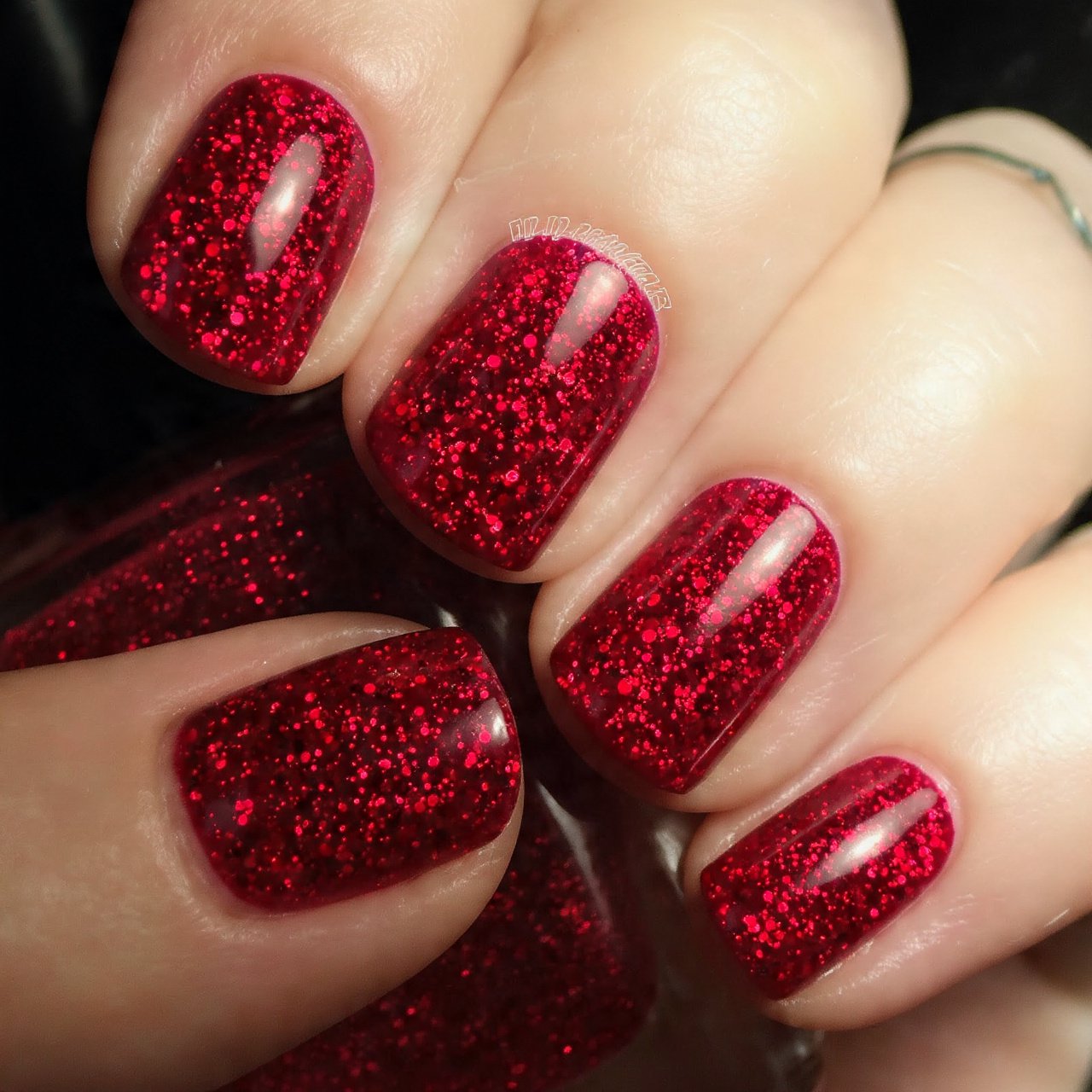 red glitter ruby nails attractive look nails