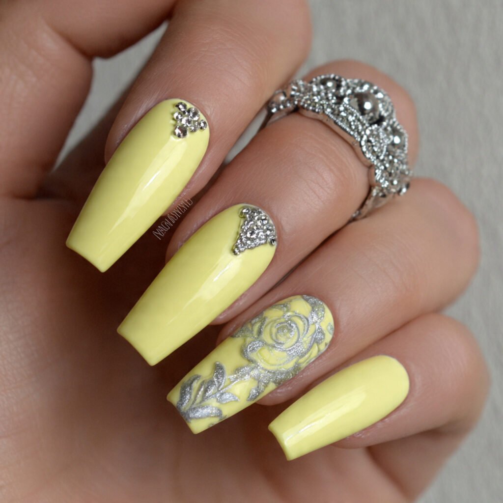 soft yellow with silver accents attractive nails