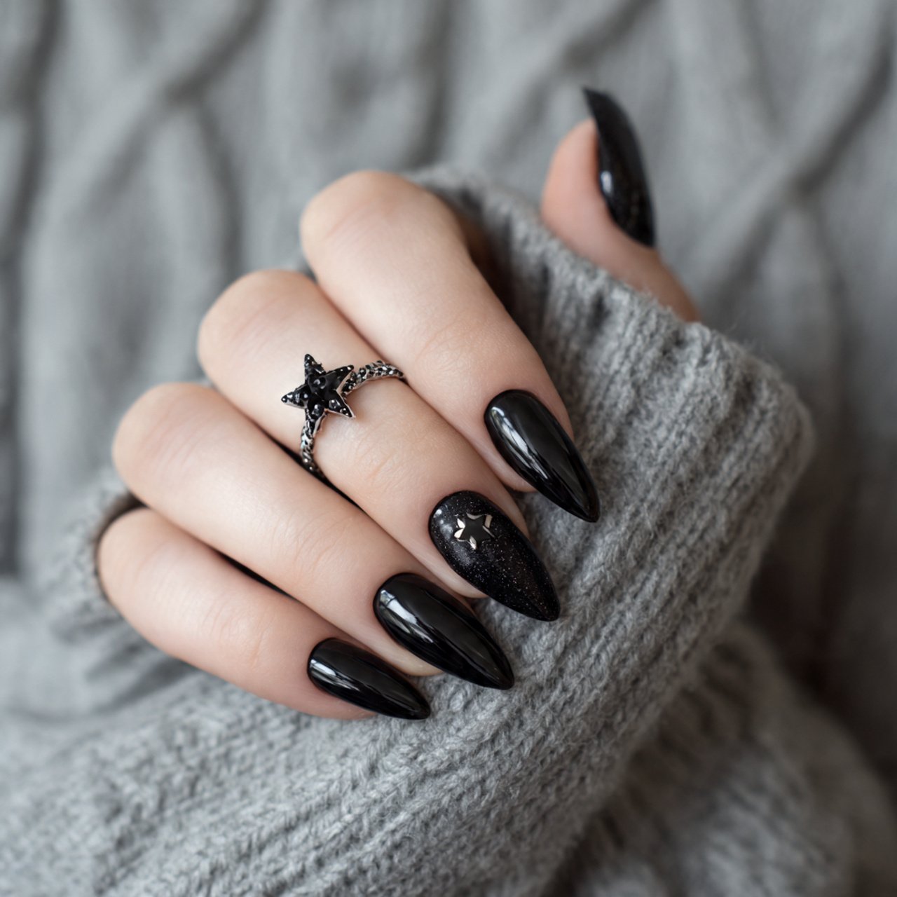 black star accent nails 1