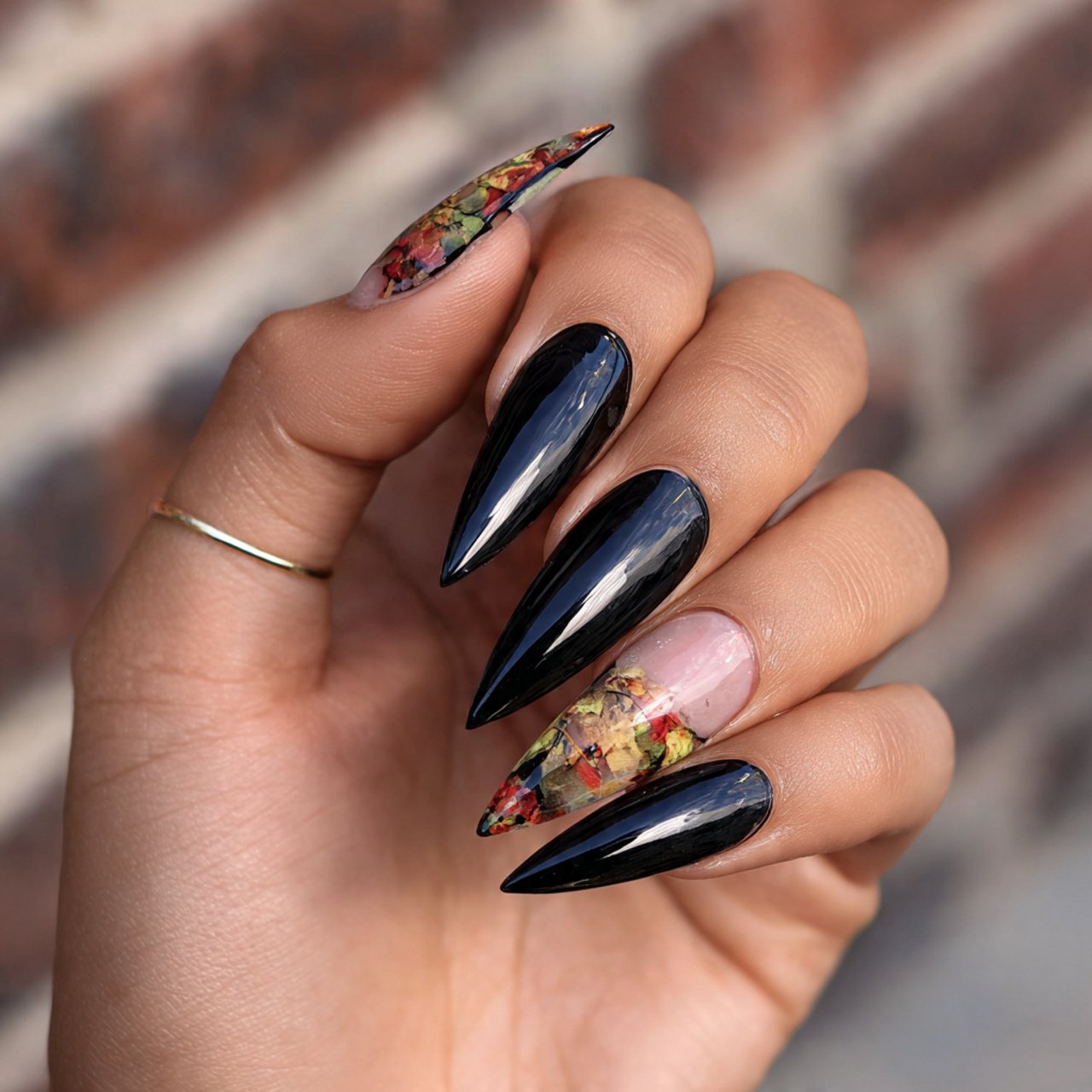 black tip acrylics nails