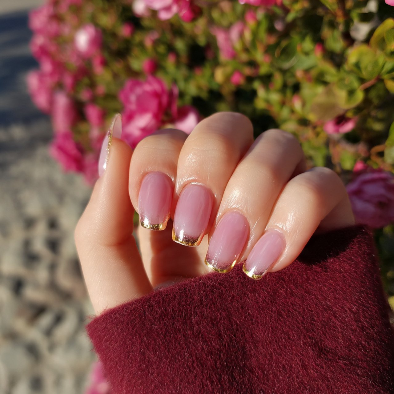 blush aura nails