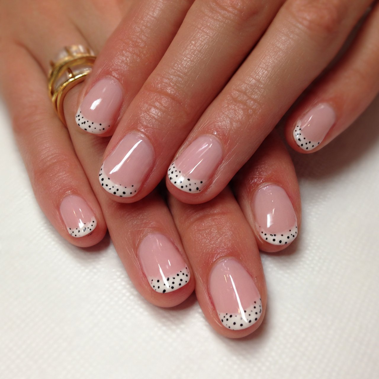 Simple Nail Ideas: That Look Clean, Stylish, and Easy to Wear 13 nails with a tiny dot accent hottest nails