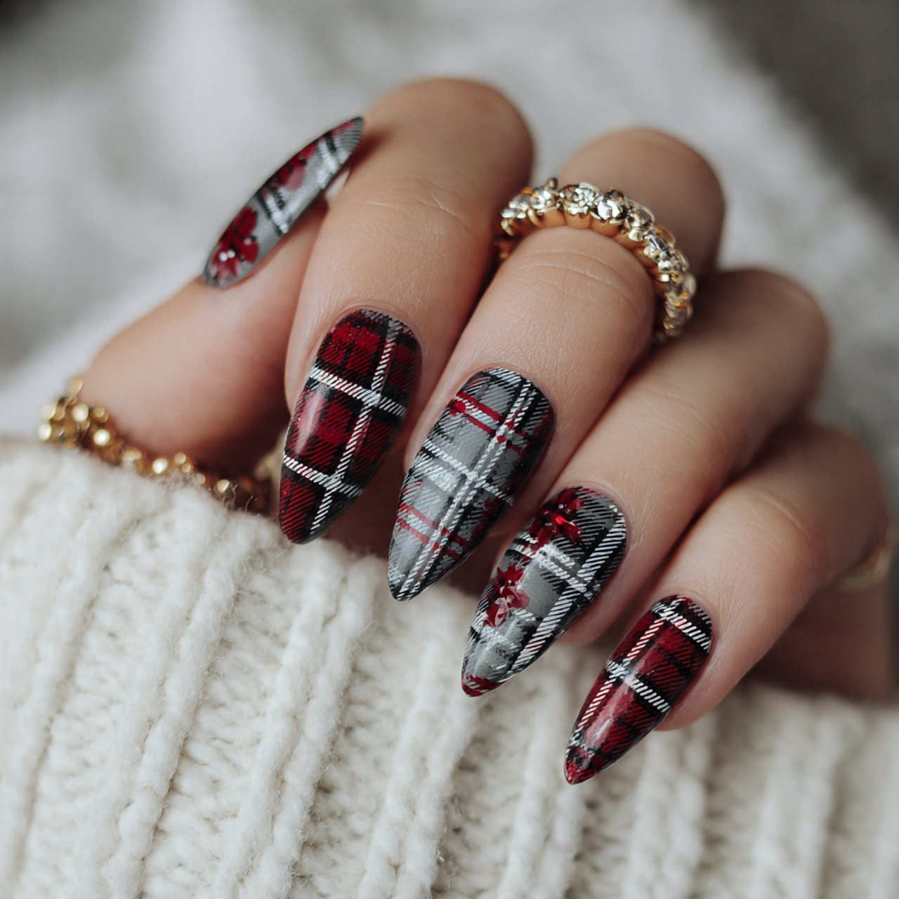 plaid holiday accent nails