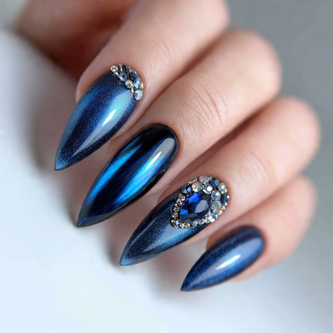 Blue Cat Eye Nails: 15 Reflective, Modern Designs That Look Salon-Luxury
