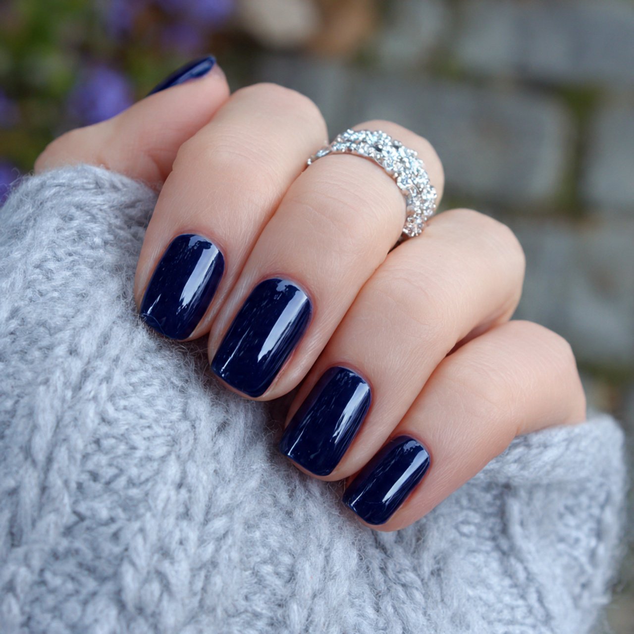 classic glossy navy nails