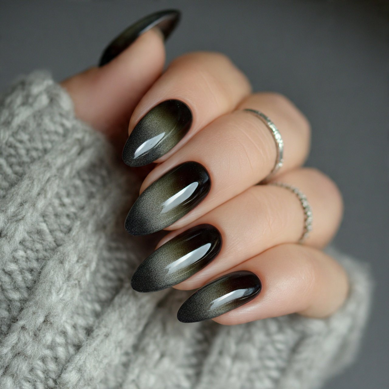 image 1056493100880413