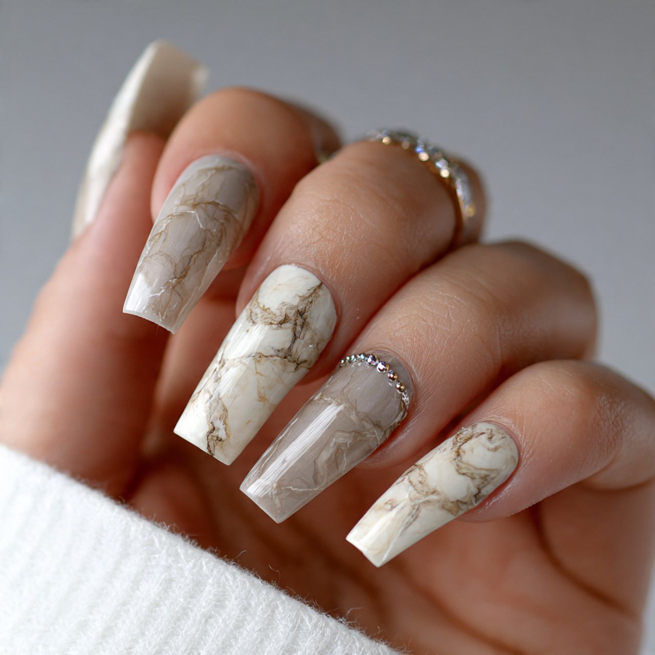 latte marble acrylic nails 1
