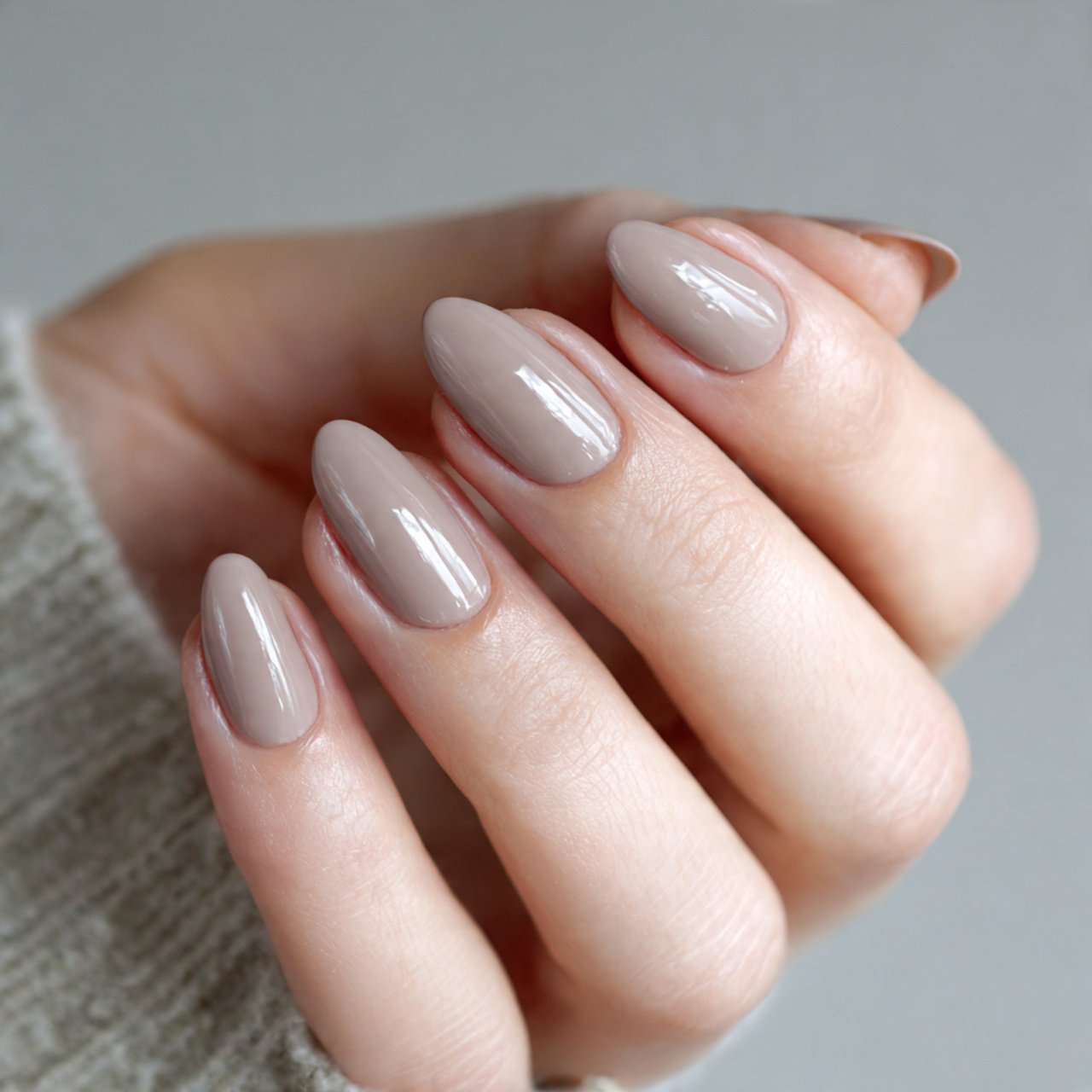pale taupe minimal nails