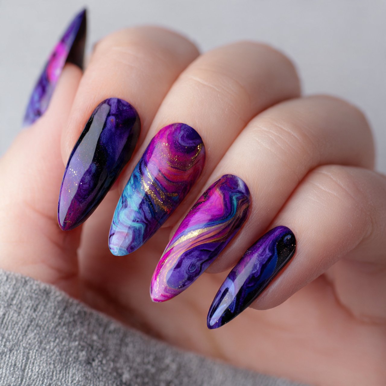 Quick Nail Art: That Look Stylish, Polished, and Actually Doable