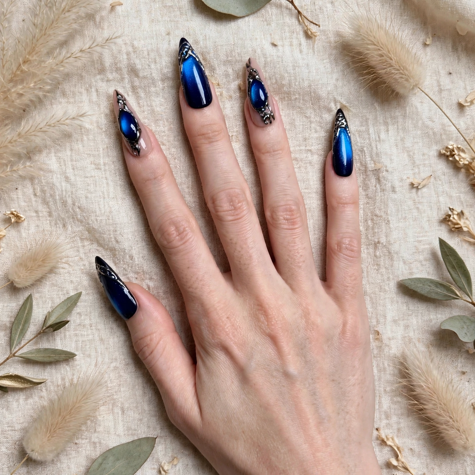 Cat Eye Nails: The Salon-Approved Guide to the Luxury Magnetic Nail Trend