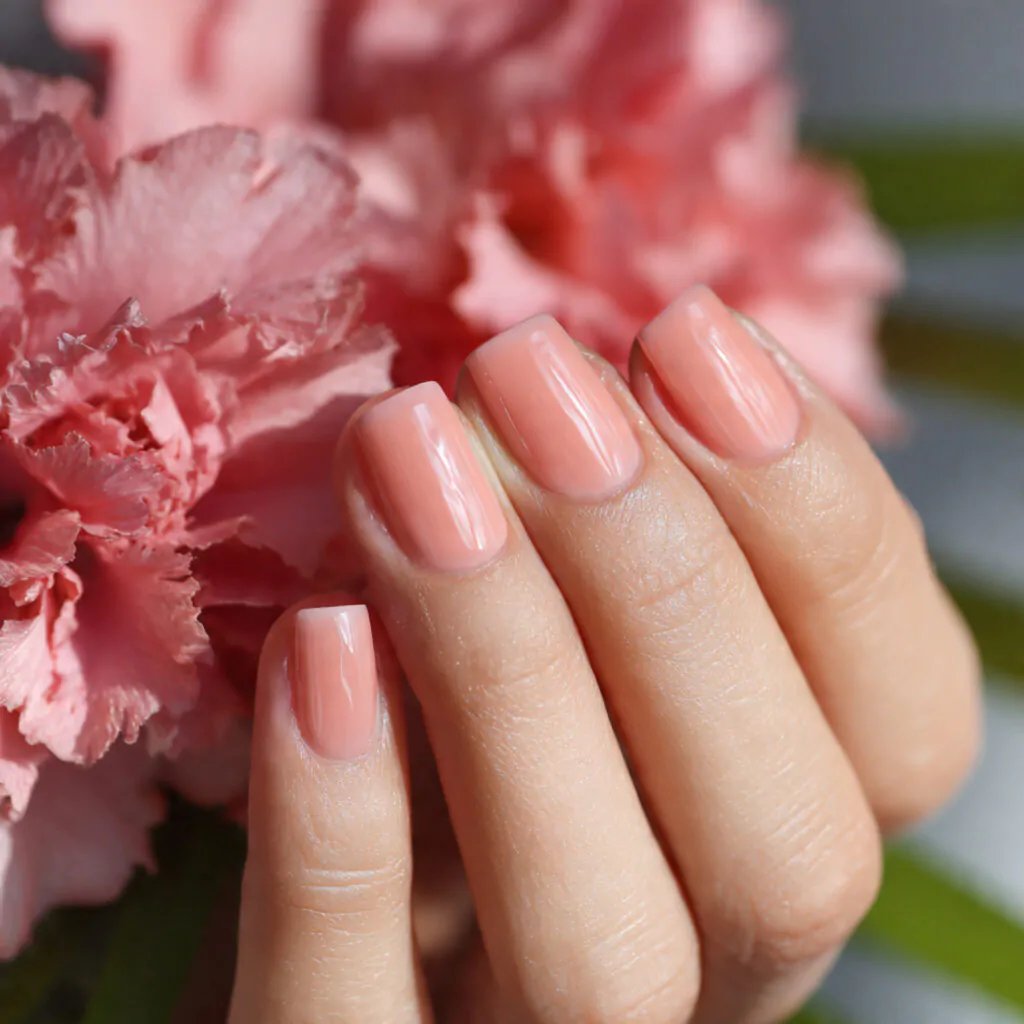 Short Nails: 15 Chic, Salon-Tested Designs That Make Short Length Look Expensive 4 sheer peach jelly healthy glow finish nature