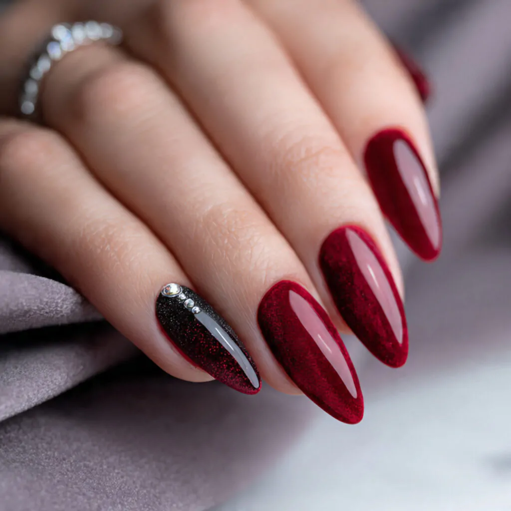 Christmas Nails Short: 15 Chic, Easy Designs That Look Clean and Festive 15 velvet red accent nail one cat eye nail only attra