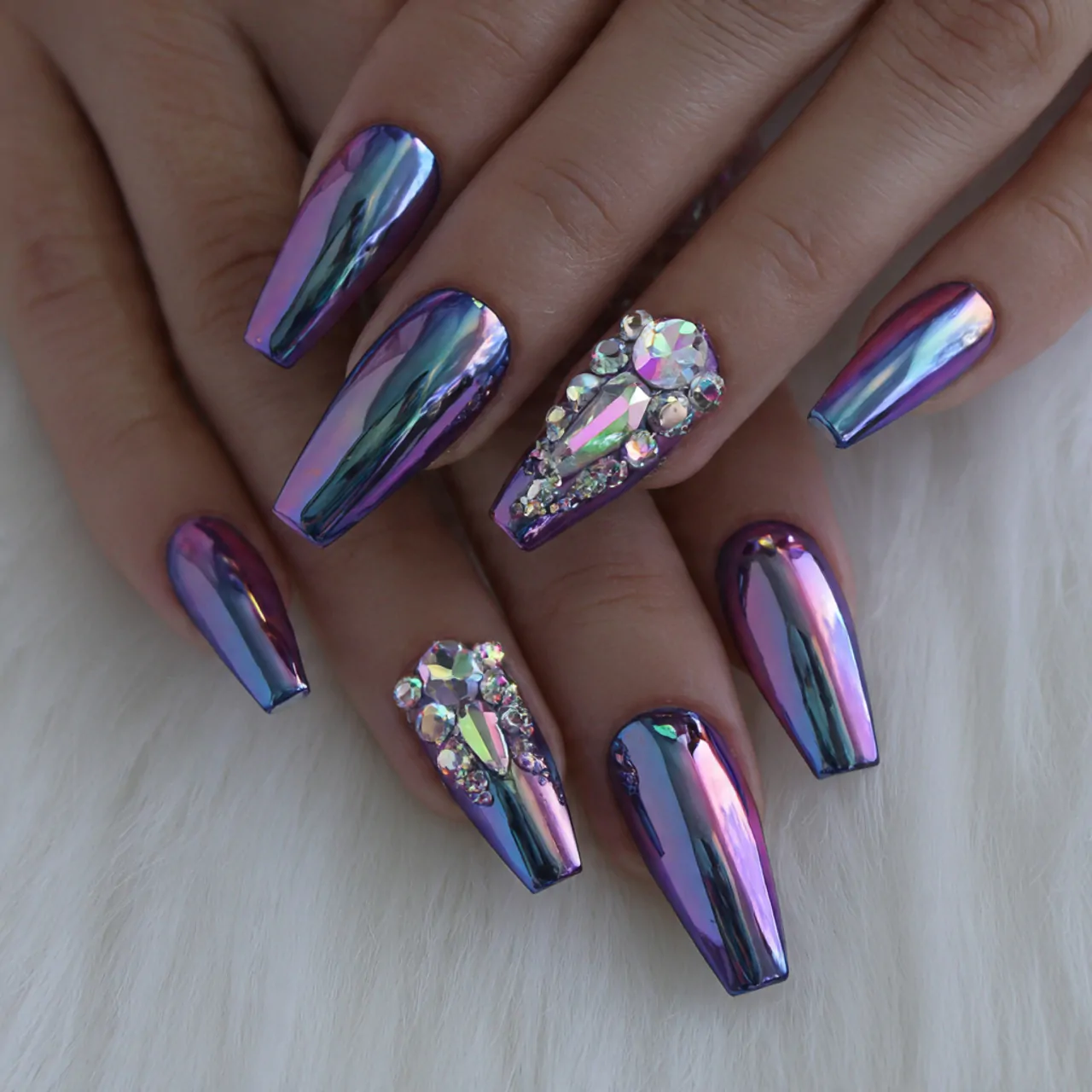 Toe Nail Designs: That Look Polished, Stylish, and Easy to Wear 8 pearl chrome toe nail designs pretty nails 1