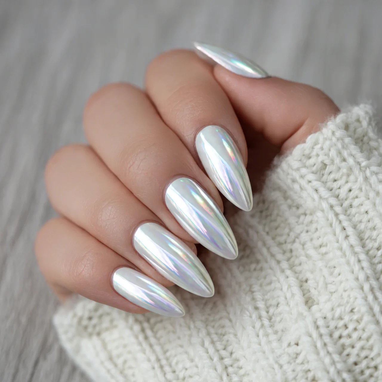 White Nails Ideas: 15 Chic Designs That Always Look Fresh 7 white chrome nails staying nails