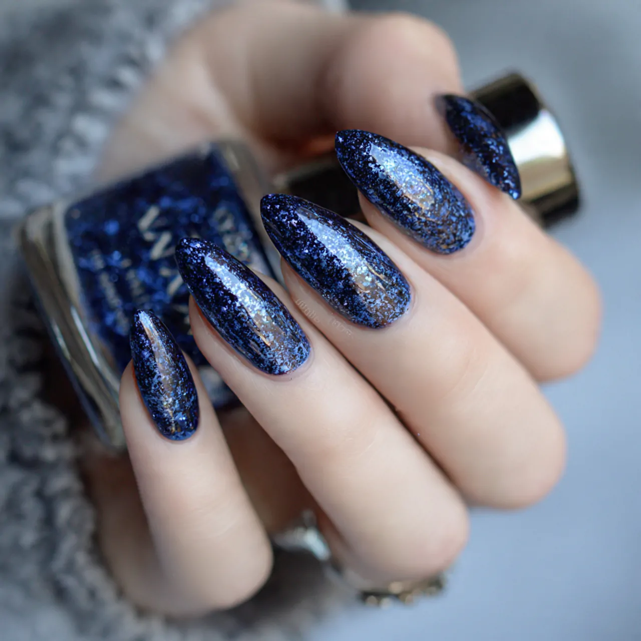 navy aura nails